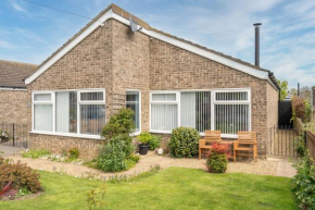 Mariners Way by Winterton Cottages